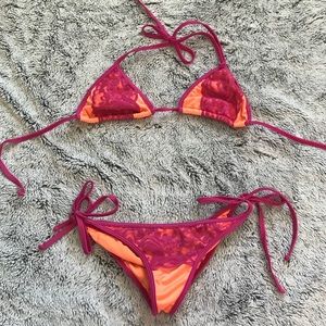 Orange and pink lace scrunch bottom bikini 💗